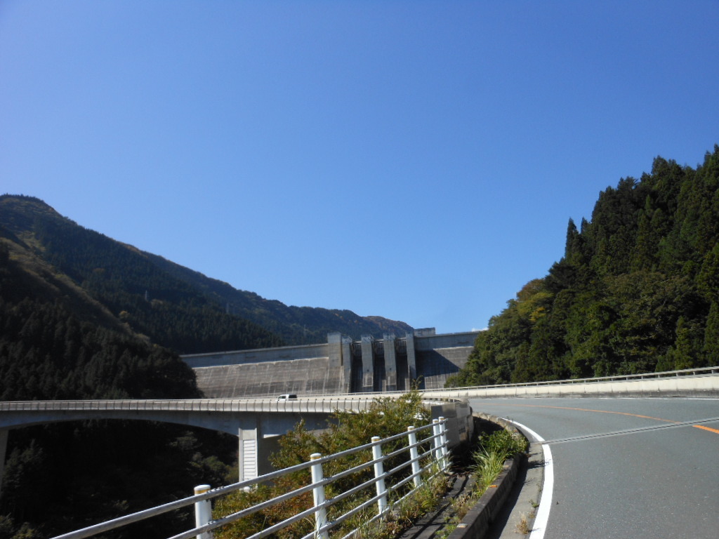 ぶらっと三国峠 大弛峠へ紅葉ツーリング Tlやxlでぶらっとお山へ