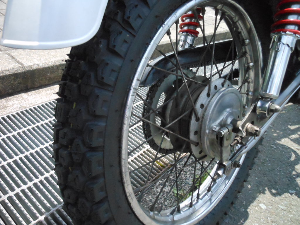 新品 タイヤ チューブ 2.50-14 I型 直型 バルブ リトルカブ バイクパーツセンター 新品登場 - バイク用タイヤ、ホイール